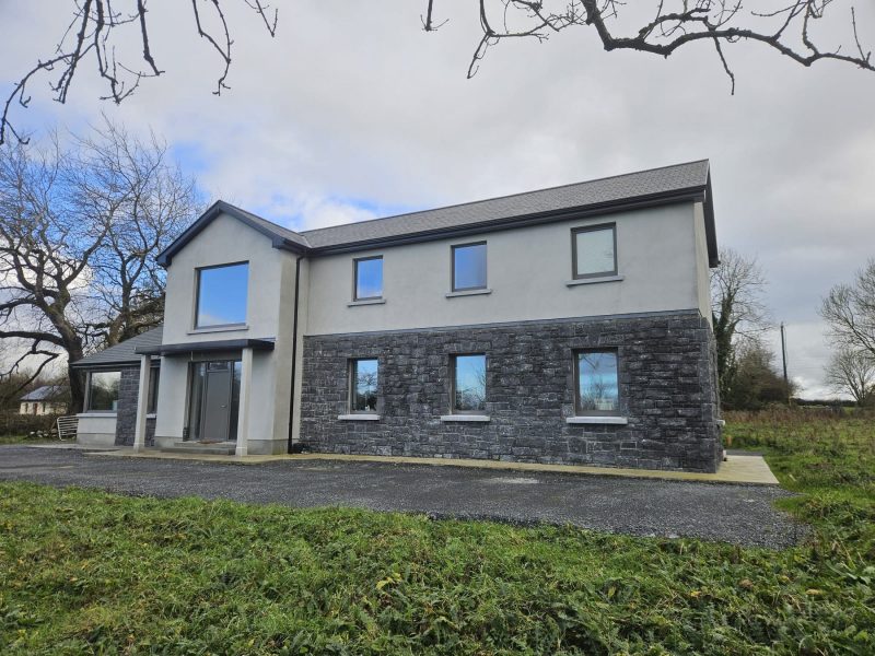 Modern 2 Storey Family Home-3-7